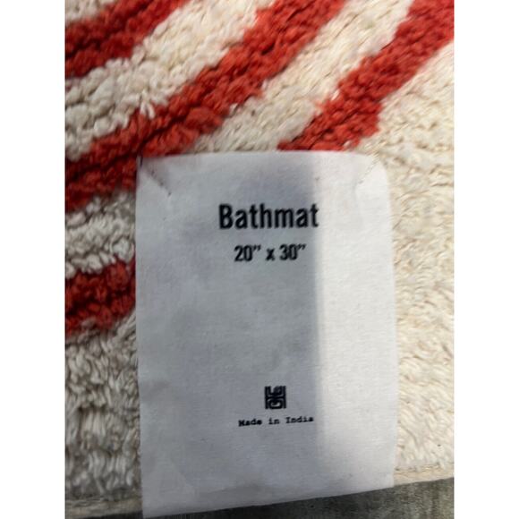 Urban Outfitters Ziggy Bath Mat - Picture 4 of 4